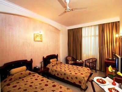 Grand President Hotel Delhi  Exterior photo
